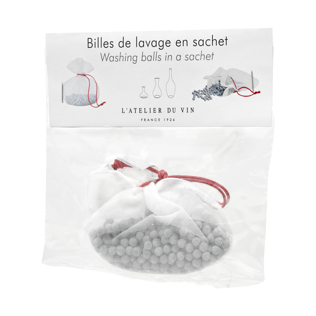 Washing balls in a sachet