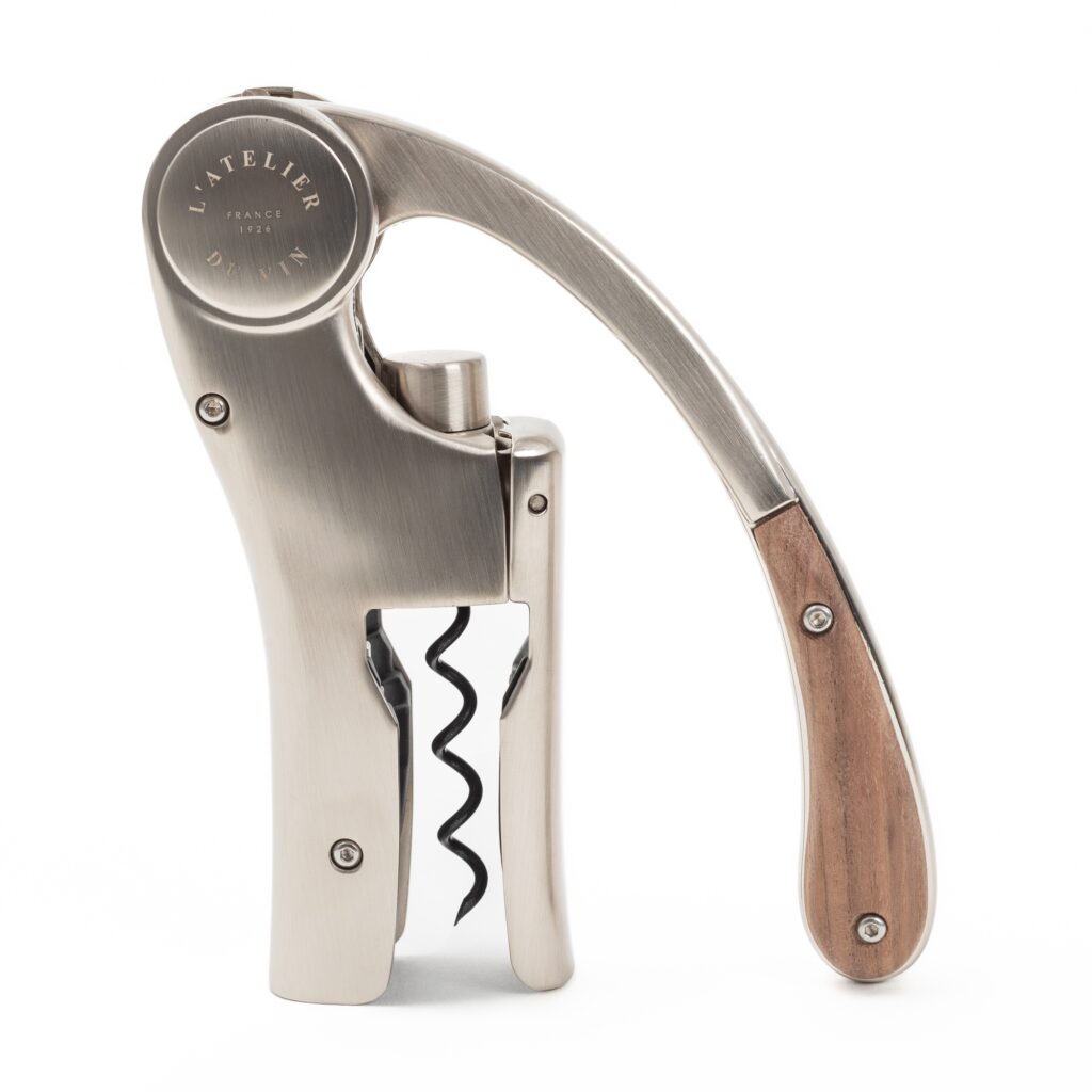 Lever corkscrew