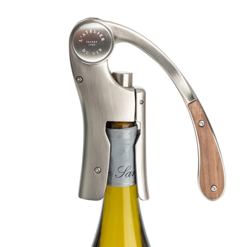 Lever corkscrew